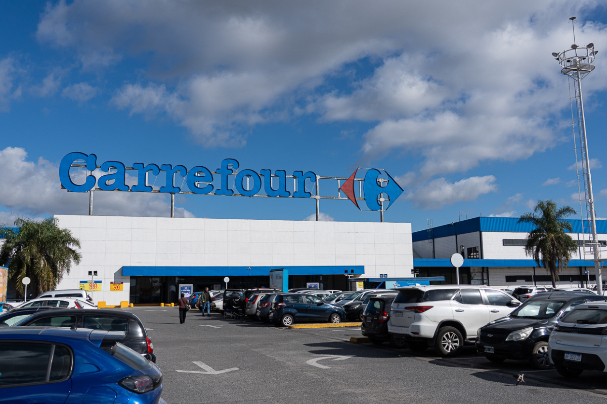 Carrefour Argentina avanza en la inversión en fuentes de energía renovables para abastecer sus tiendas, en línea con su compromiso y modelo de gestión sustentable.