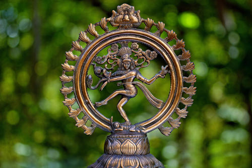 Shiva, imagen de la dinámica unidad del universo