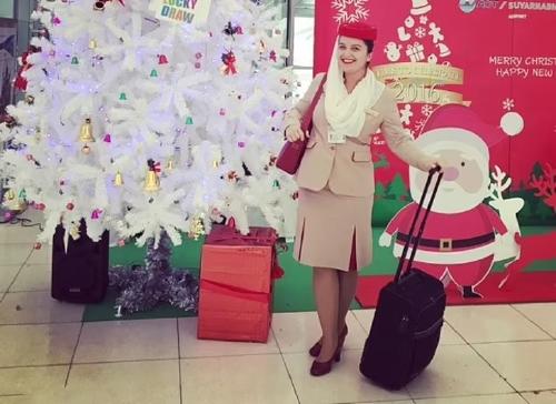 azafata-emiratos-peso azafata-emiratos-peso