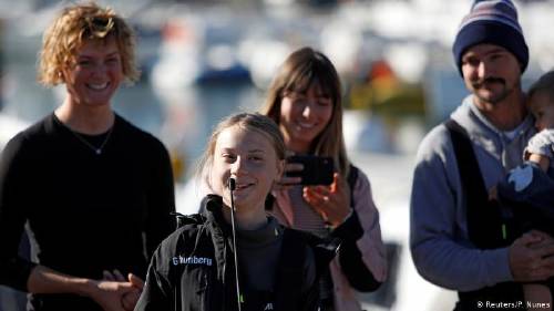 Greta Thunberg llega a Madrid tras viaje en tren de 10 horas desde Lisboa