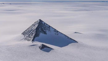 nunatak pirámide nunatak pirámide