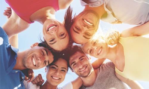 Rompiendo tabúes: los nuevos adolescentes son cada vez más queer