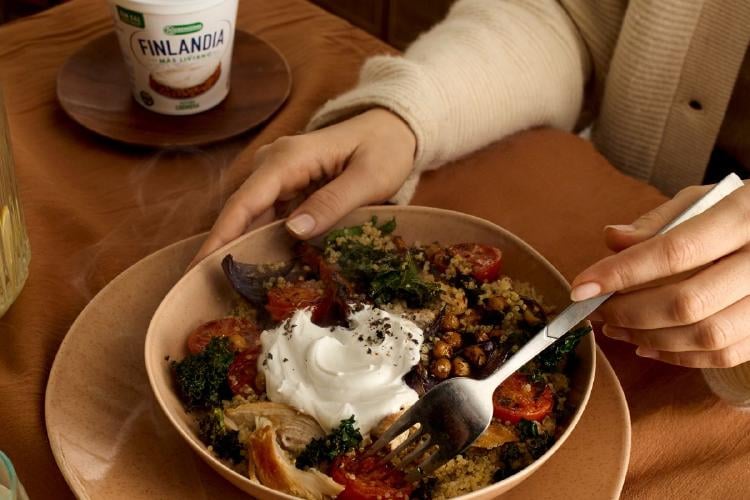 Finlandia El nuevo envase no solo reduce plástico: también mejora la experiencia visual y funcional del consumidor.