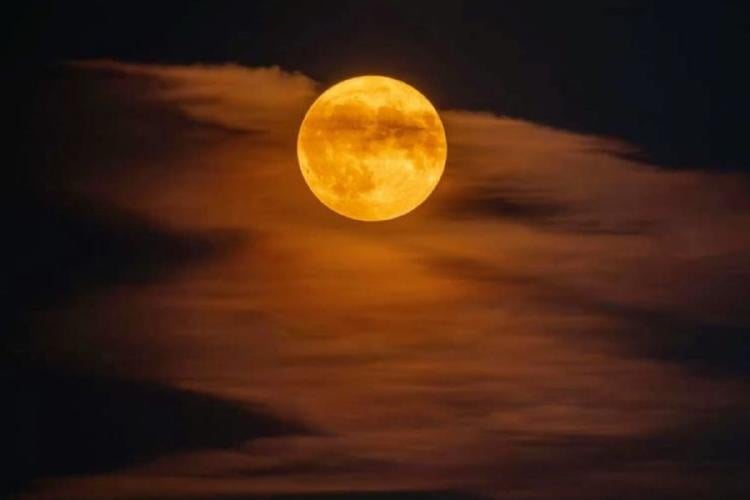 superluna Imagen: Pinterest