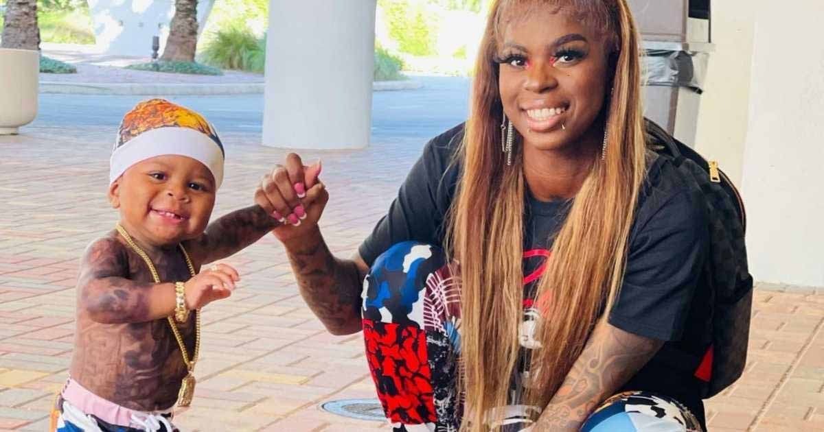 Bebe tatuado críticas Bebe tatuado críticas