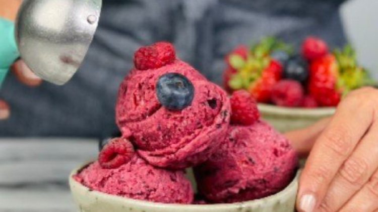 helado frambuesa Las frambuesas no solo son deliciosas, sino que tienen una gran cantidad de beneficios para la salud:. (Foto: Pinterest)