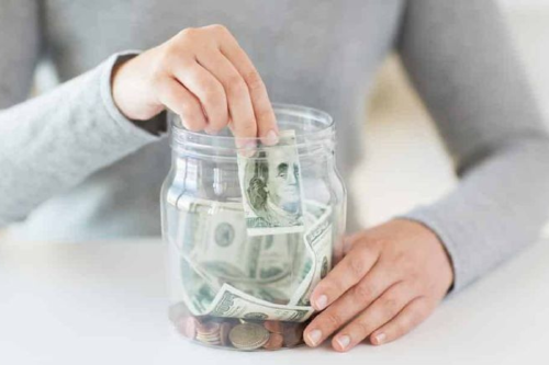 ahorros Los tres signos del zodiaco que deberán cuidar sus finanzas en mayo de 2025 son Tauro, Leo y Acuario. (Foto: Pinterest)