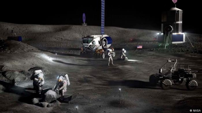 63535817_303 63535817_303