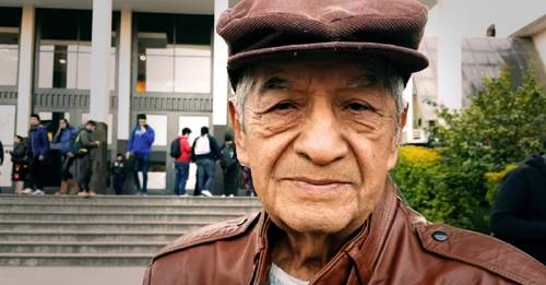 Volvió a la universidad y a los 78 años se recibió de ingeniero