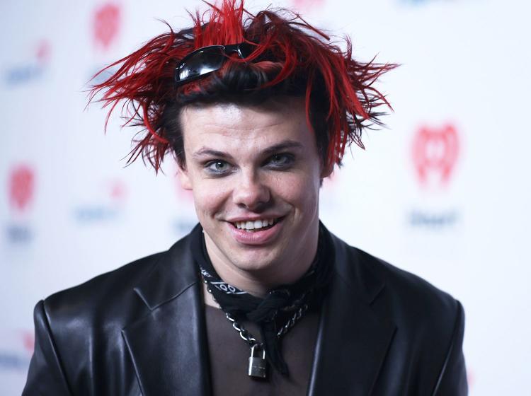 Yungblud cf24555cbbc74702aaf5ea8eec94deac Yungblud cf24555cbbc74702aaf5ea8eec94deac