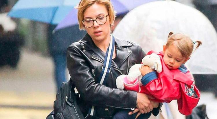 Scarlett-Johansson (1) Scarlett-Johansson (1)