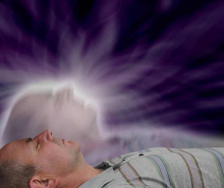 hombre viaje astral hombre viaje astral