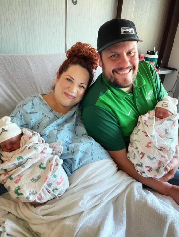 gemelos Kali Jo Flewellen Facebook gemelos Kali Jo Flewellen Facebook