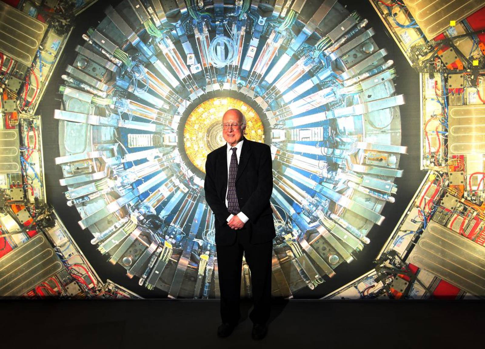 Peter Higgs es un físico teórico británico.