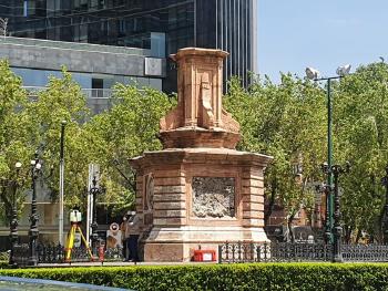 Foto estatua de colon MX