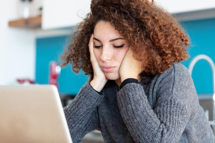 desmotivado iniciativa