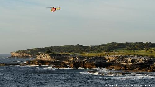 60807815_303 60807815_303