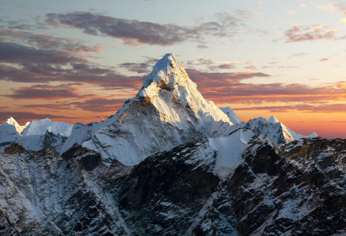 himalaya AdobeStock_84406942 himalaya AdobeStock_84406942