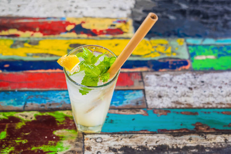 trago con sorbete trago con sorbete