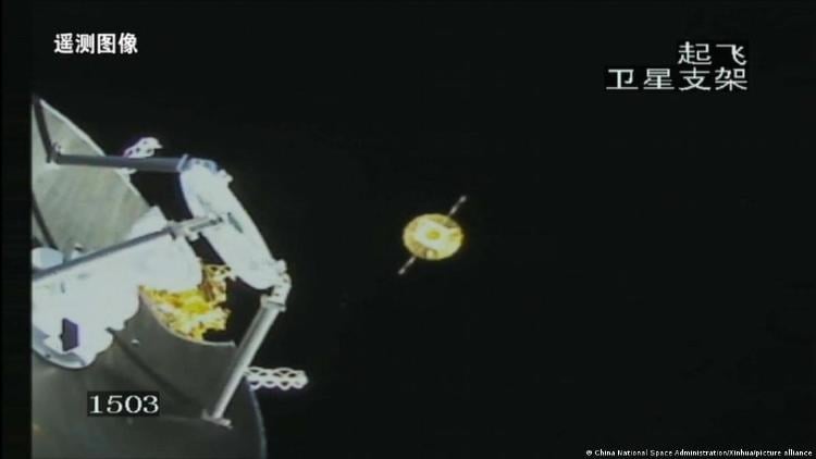 68903095_906 68903095_906