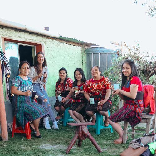 Flylikestore la tienda que une los tejidos guatemaltecos con el cuero argentino 2023 Flylikestore la tienda que une los tejidos guatemaltecos con el cuero argentino 2023