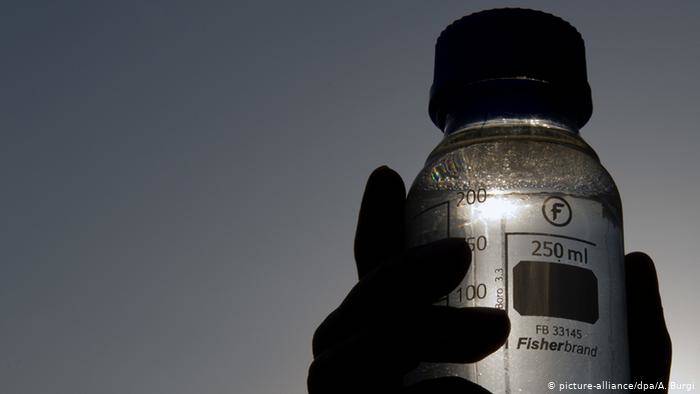 18418083_303 18418083_303