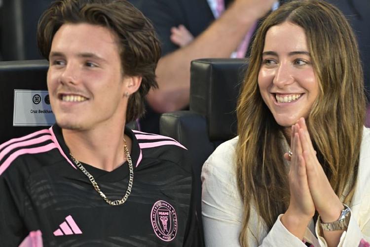 dl u537081 022 64bbc19aa9954 dl u537081 022 64bbc19aa9954