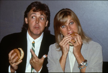 LINDA Y PAUL LINDA Y PAUL