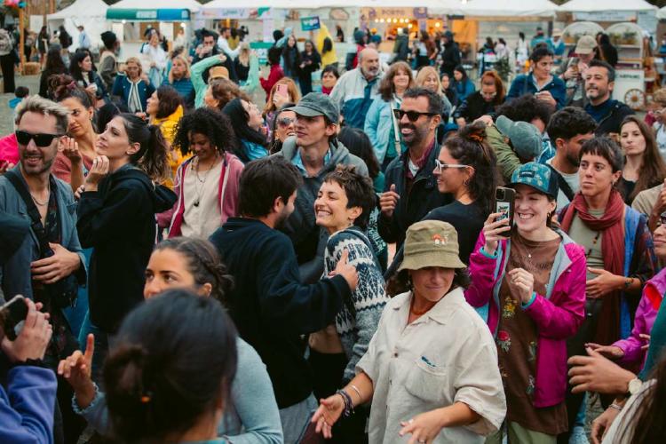 DSC 9928 (1) DSC 9928 (1)