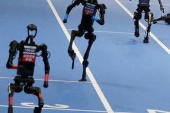 robot robot