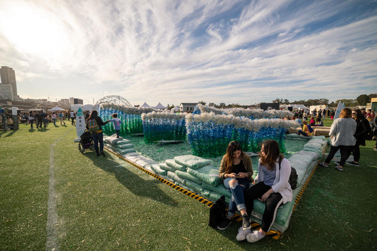 Infraestructura de Bioferia utilizando materiales reciclados Infraestructura de Bioferia utilizando materiales reciclados