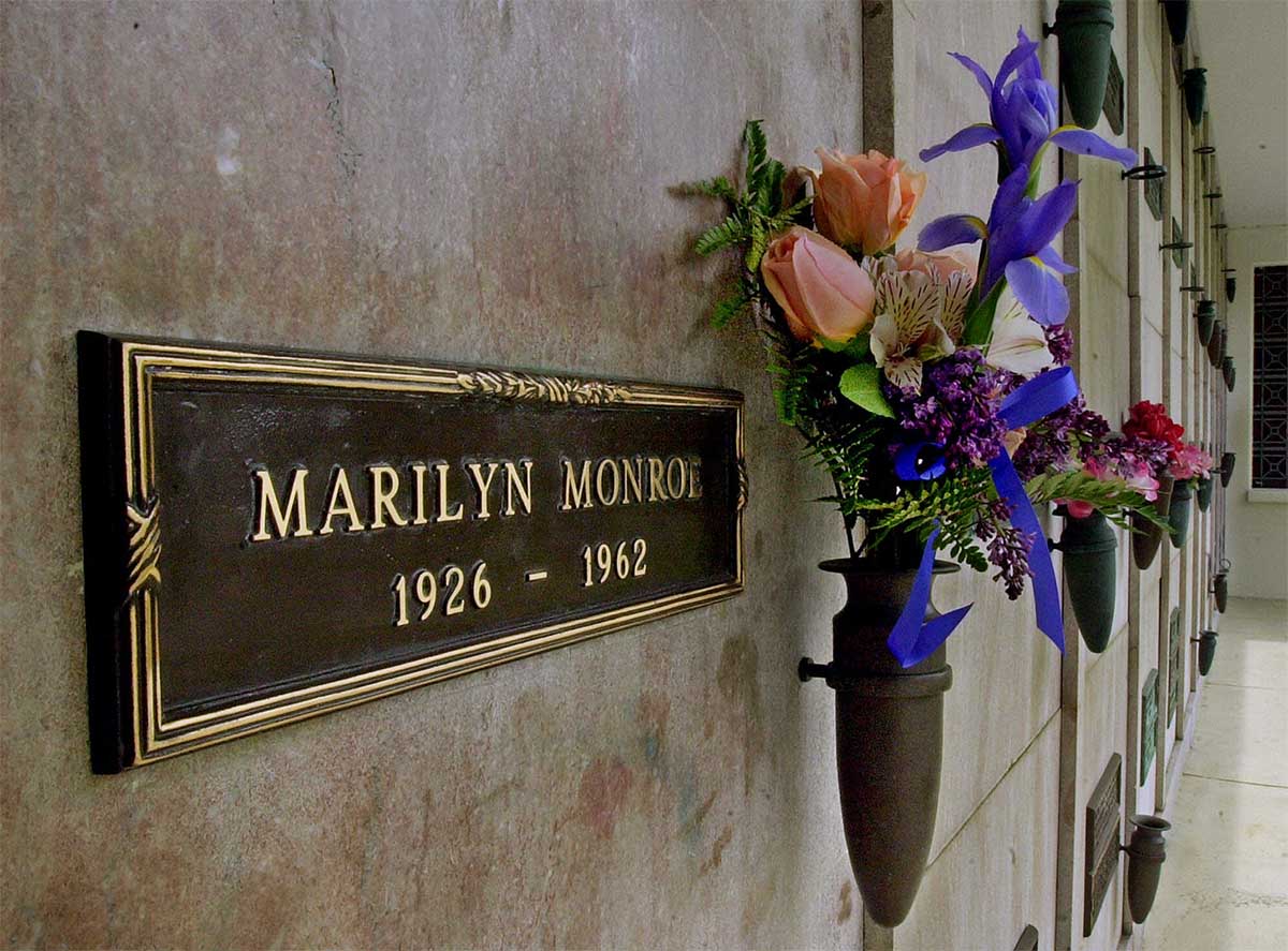 cripta marilyn monroe cripta marilyn monroe