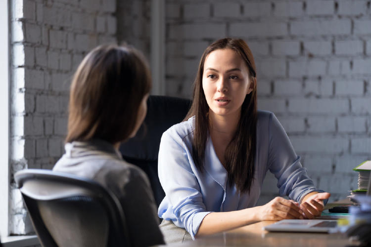 conversación trabajo mujeres