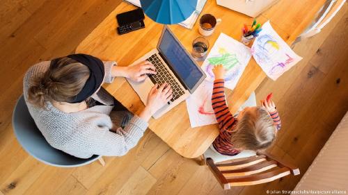 trabajar sin jefes El balance entre la familia y el trabajo es crucial para los nuevos trabajadores