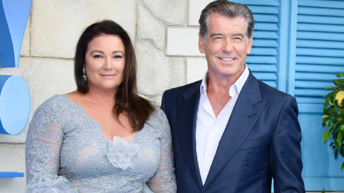 Pierce Brosnan y esposa Pierce Brosnan y esposa