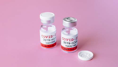En Estados Unidos comienzan a aplicar la vacuna de Pfizer contra Covid-19