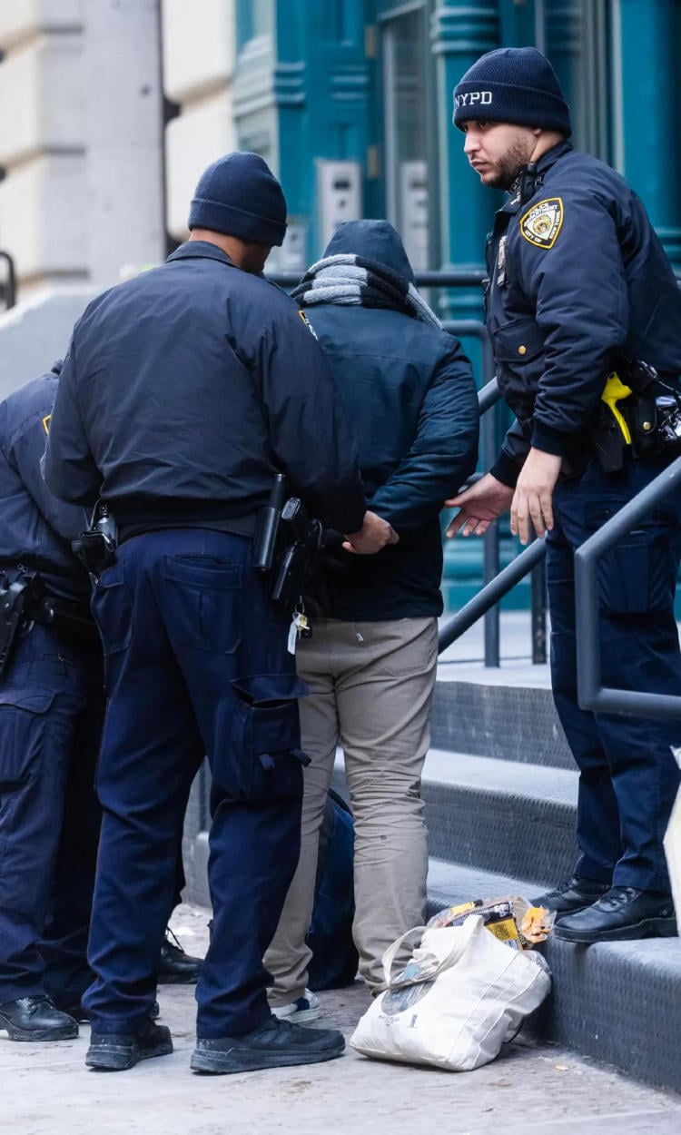 DETENCIÓN DETENCIÓN