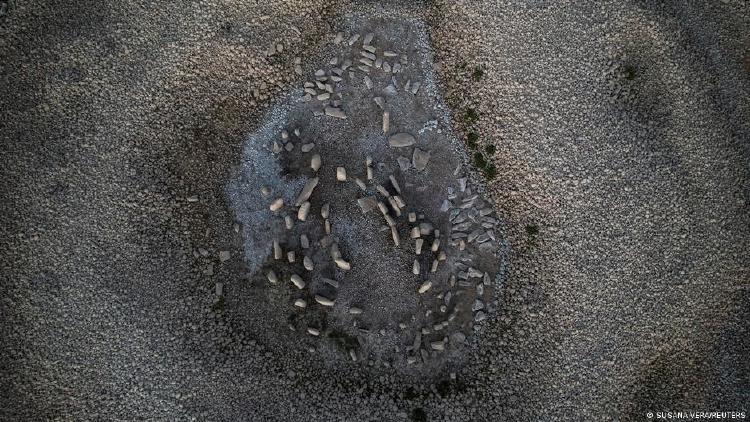 62889935_403 62889935_403