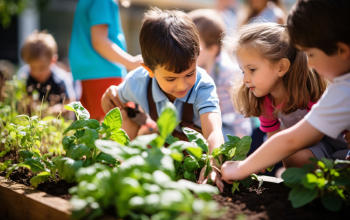 niños plantas escuela AdobeStock_634336334