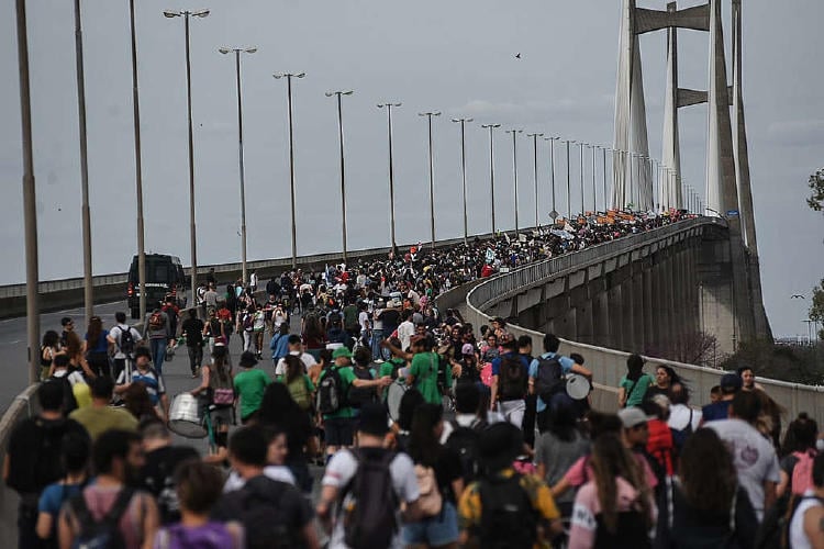 4acd0d4e gpa accion humedales rosario credito eduardo bodino greenpeace 9 1024x683 4acd0d4e gpa accion humedales rosario credito eduardo bodino greenpeace 9 1024x683