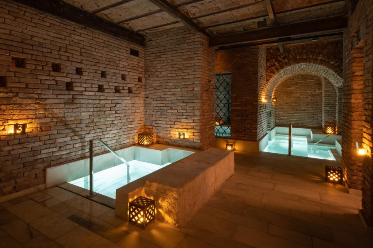Azur Hotel &amp; Spa