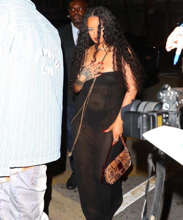 rihanna2