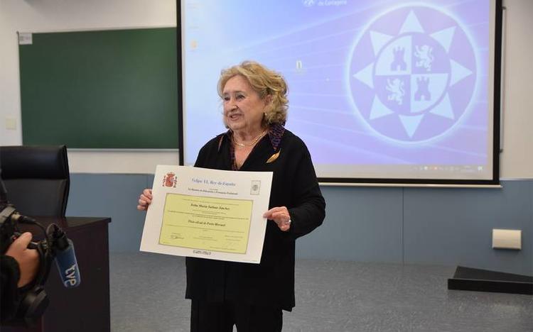 Abuelita título Abuelita título