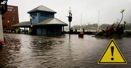 El huracán Florence inunda Carolina del Norte de desechos tóxicos