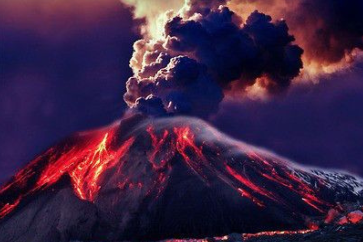volcan hawaii Ubicado en el sureste de la Isla Grande, el Kilauea no es un volcán cualquiera. Es considerado el más activo de Hawái y uno de los más impredecibles del mundo. (Imagen: Pinterest)