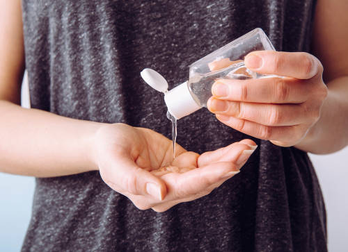 Coronavirus: no todos los desinfectantes de manos son eficaces
