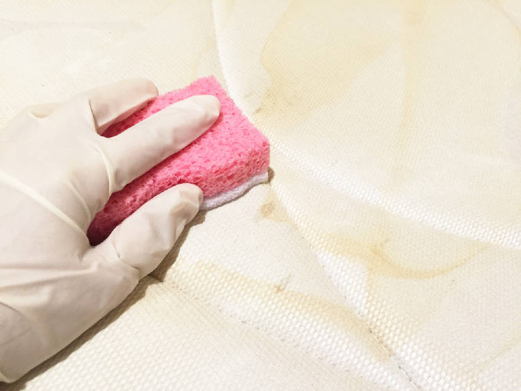 Limpiar con bicarbonato el colchón de la cama Limpiar con bicarbonato el colchón de la cama