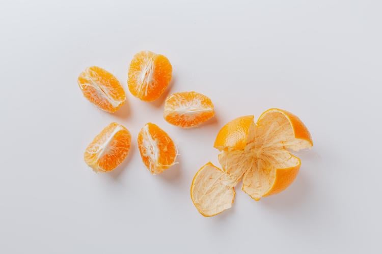 Cáscaras de mandarina