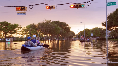inundacion personas en una inundacion