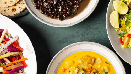 recetas indigenas Cocineros indígenas crearon un libro de recetas: un grupo de gastronómicos de grupos autóctonos y agricultores de diversas comunidades (Foto: IA)